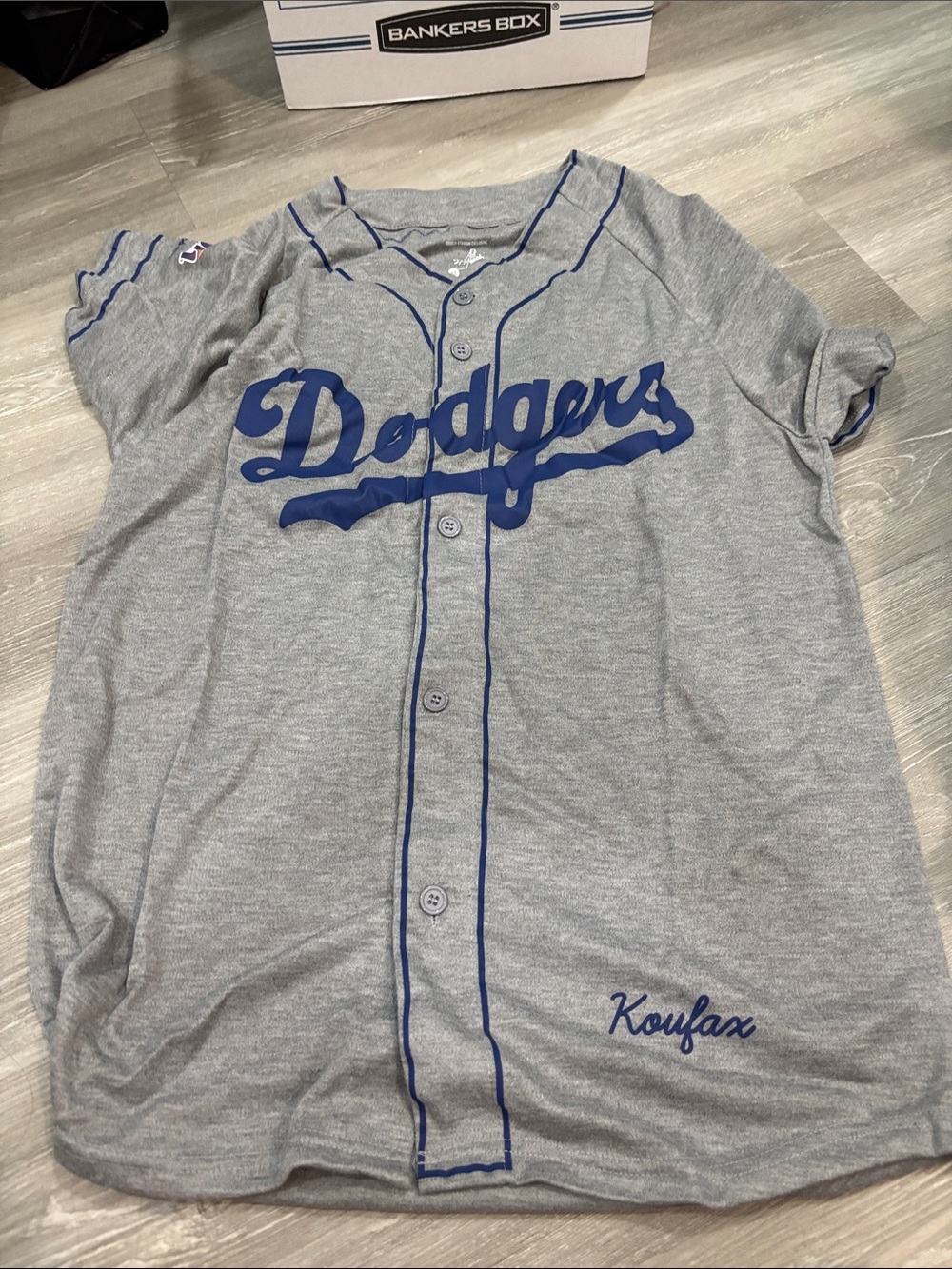 Los Angeles Men's ' Gray Button-Up Jersey Top - Koufax Script